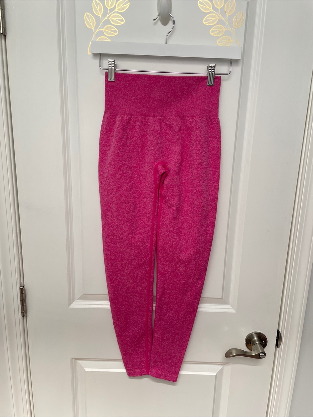 Bundle NVGTN size S Seamless Ombre High-Waist Leggings — Coral & Hot Pink - Picture 10 of 16